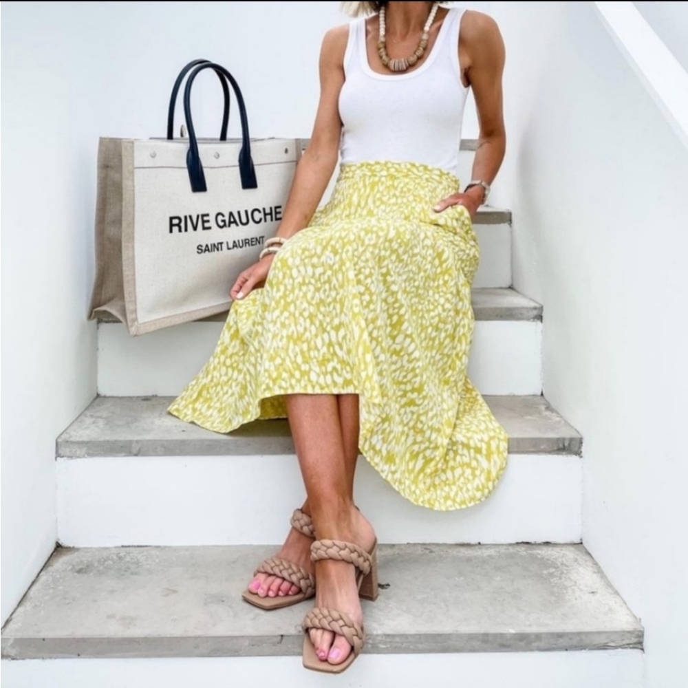 Who What Wear Citrus NWT Yellow Green Tiered Leopard Midi Skirt, NWT, Size Med - Picture 3 of 4